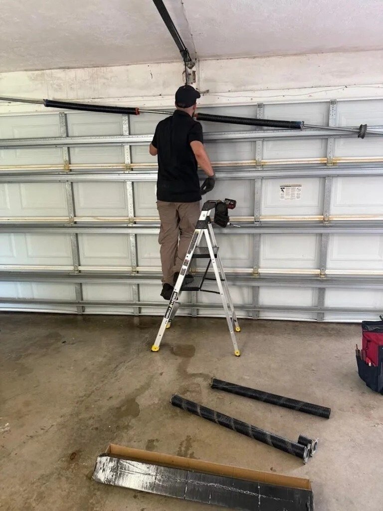 Garage door repair work, gallery photo 8